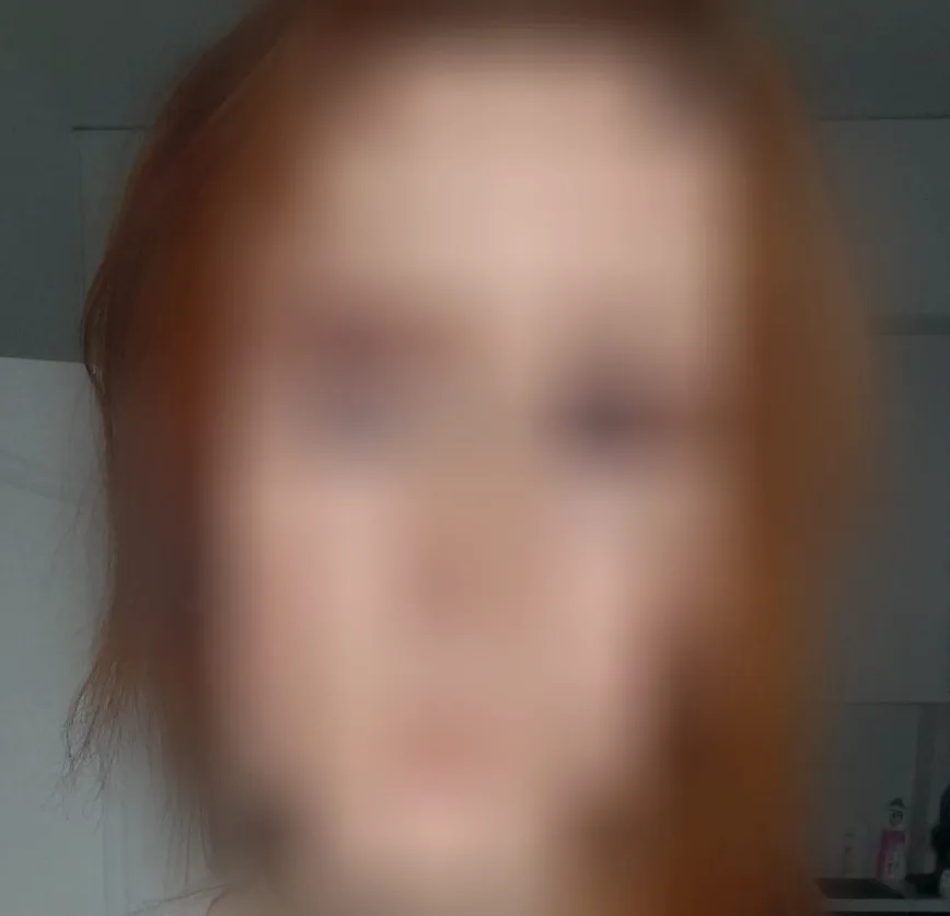 Farah, 22